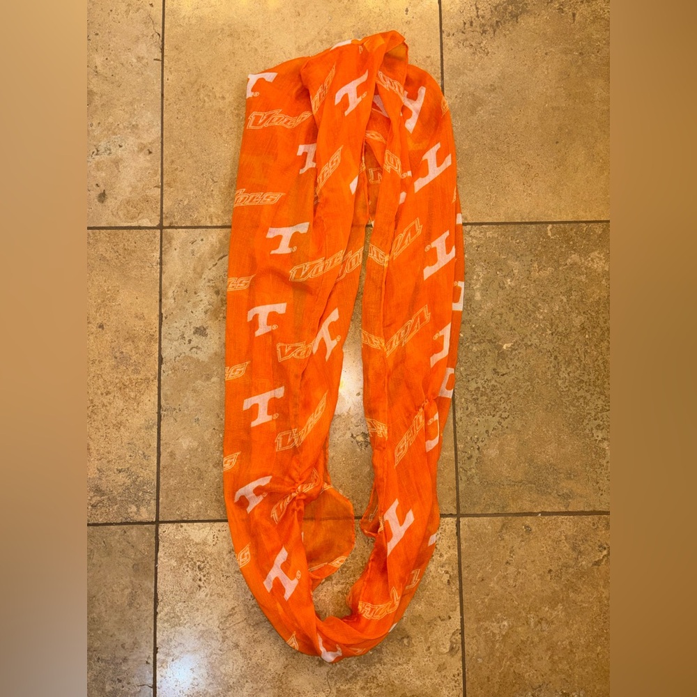 Lightweight Tennessee VOLS Infinity Scarf